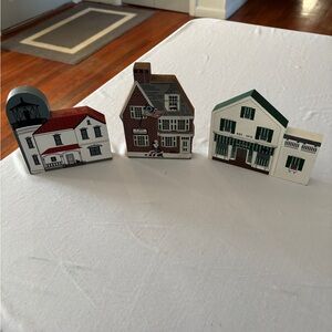 Cats Meow Charming Wooden House Decor Set